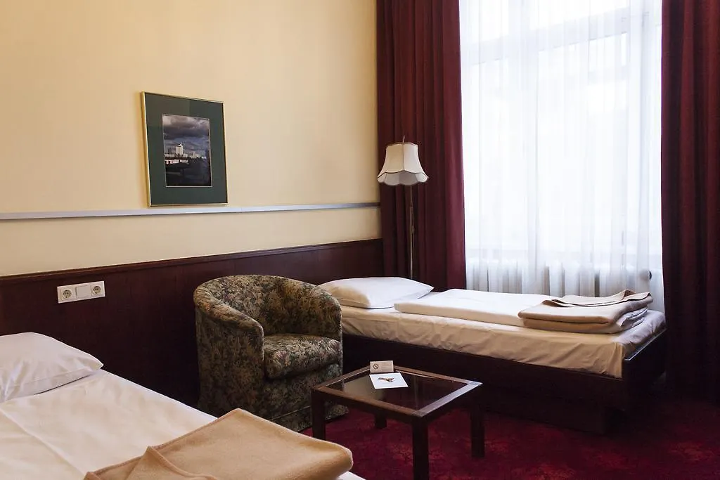 Hotel Fuerstenhof Vienna
