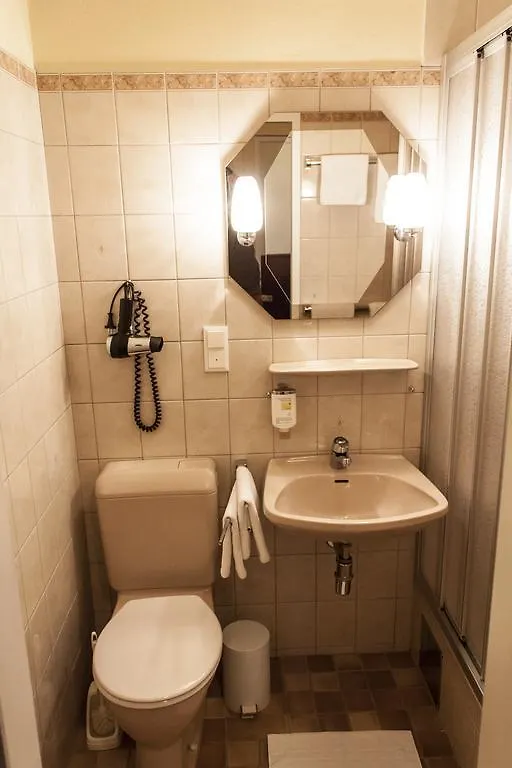 Hotel Fuerstenhof Vienna 3*,  Austria