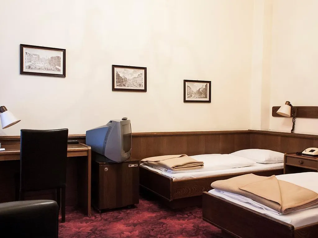 Hotel Fuerstenhof Vienna 3*,  Austria