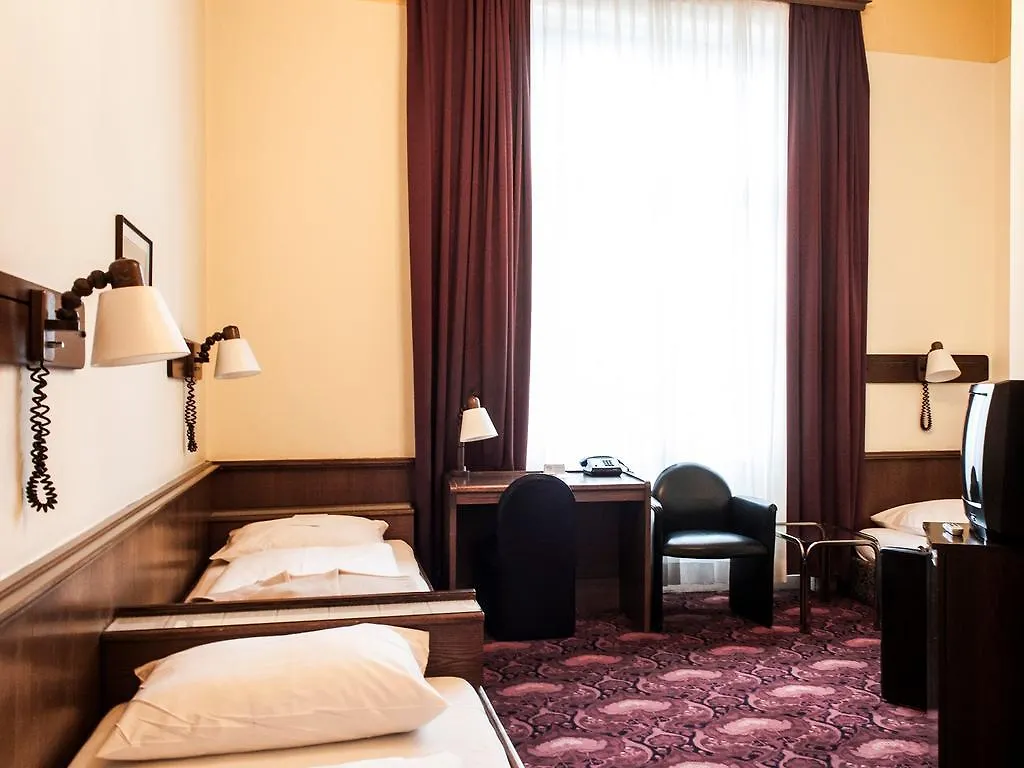 Hotel Fuerstenhof Vienna